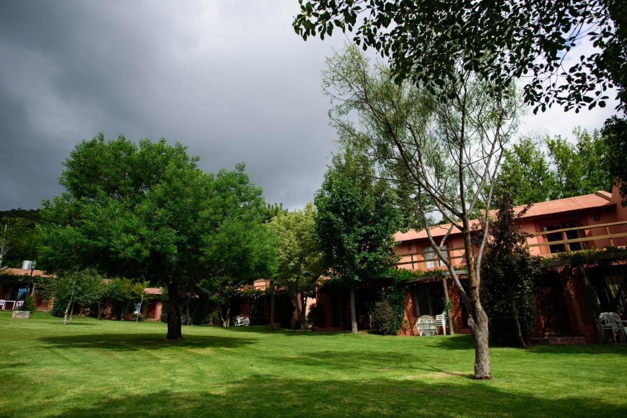 Los Almendros La Cumbre Exterior photo